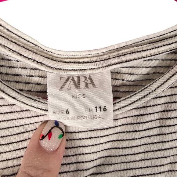 Zara Girls Striped Sequin Long Sleeve Crew Neck Striped T Shirt White Black Sz 6 - Picture 4 of 4